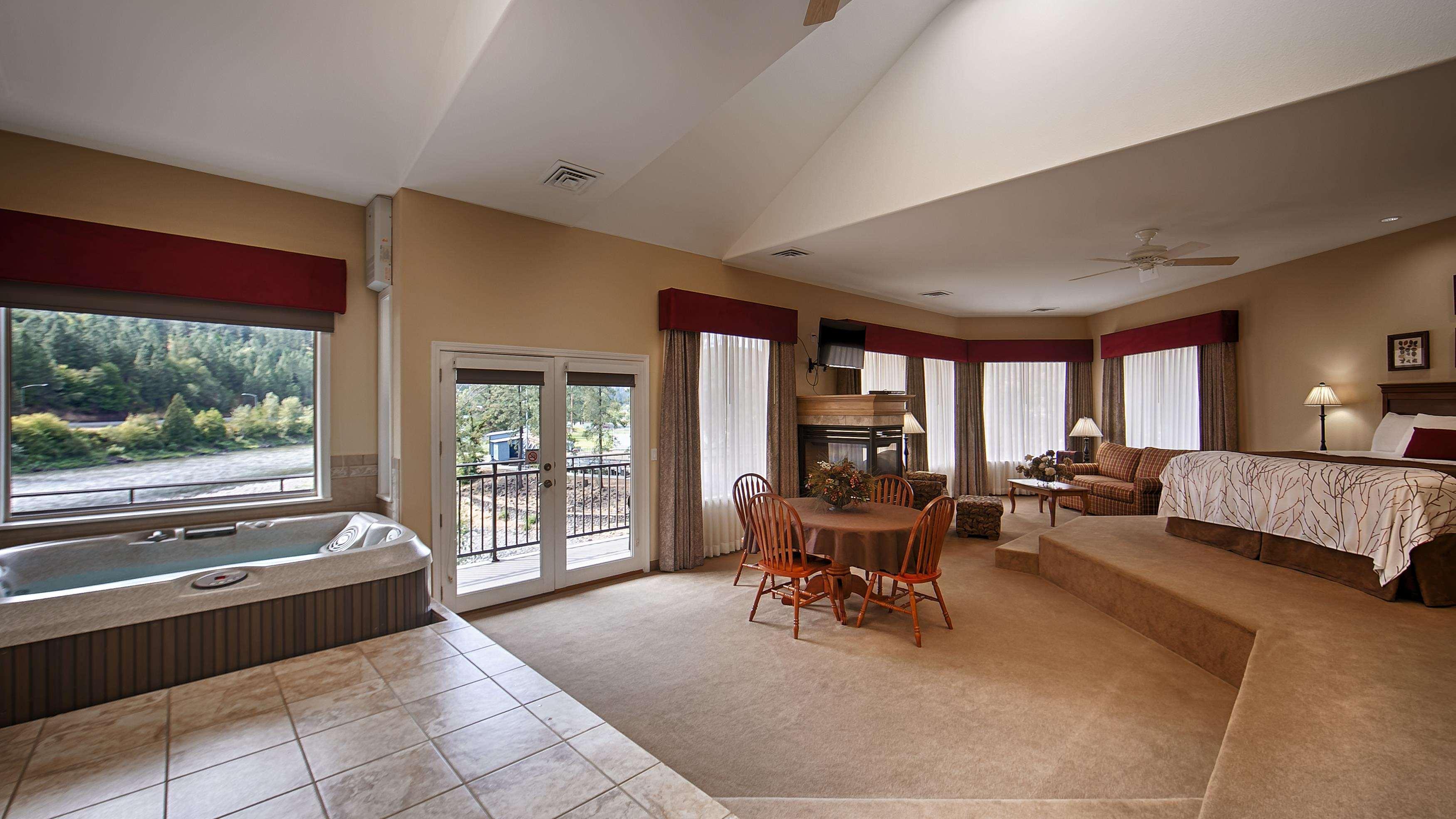 Best Western Lodge At River'S Edge Orofino Kültér fotó