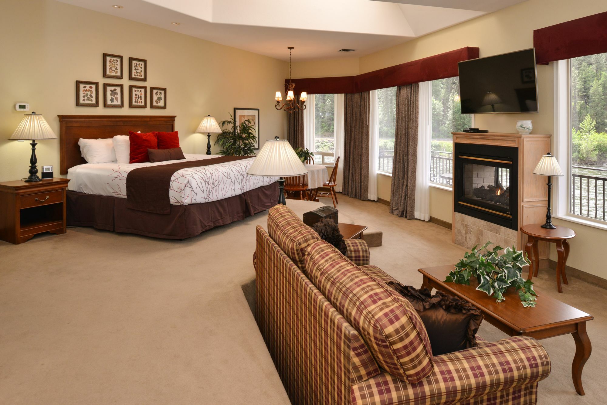 Best Western Lodge At River'S Edge Orofino Kültér fotó